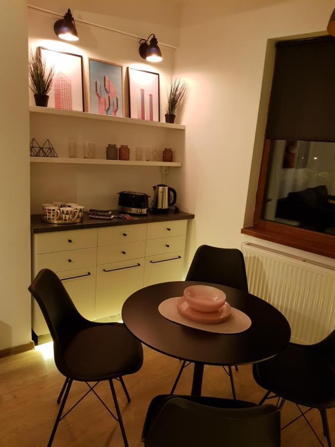 Kolonaki Domus Apartment 3 Iasi Buitenkant foto
