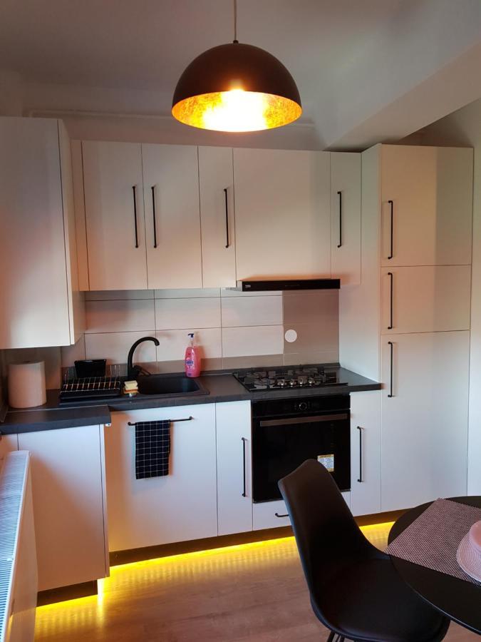 Kolonaki Domus Apartment 3 Iasi Buitenkant foto